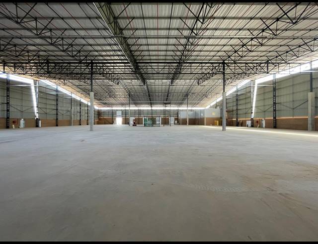 5,473M² WAREHOUSE TO LET IN RANDJESPARK